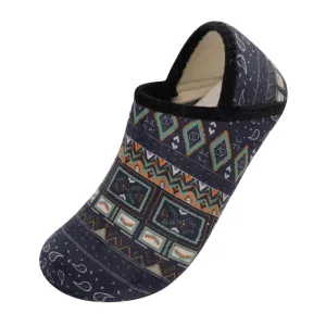 Fleece slip on slippers – Stylish and Functional Design