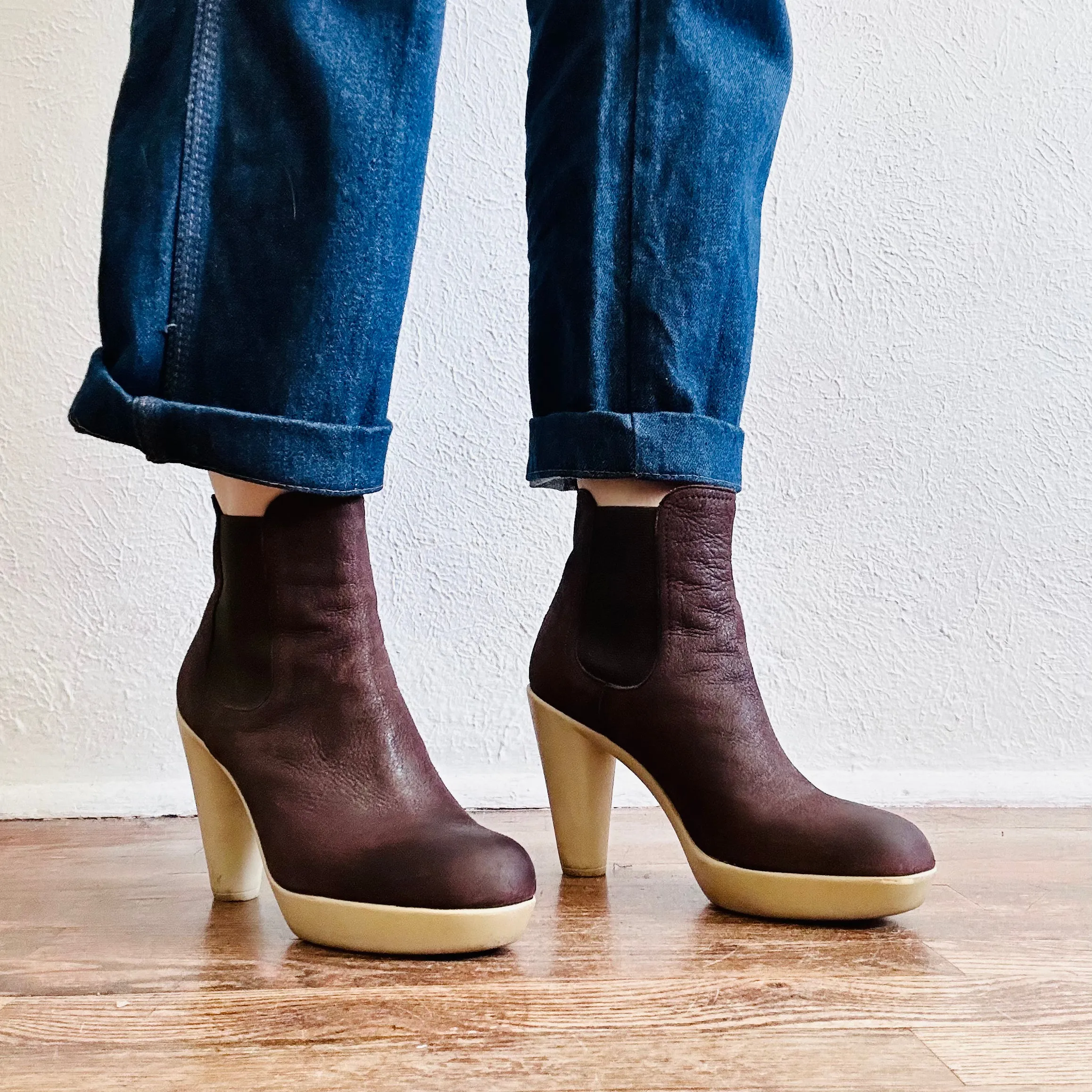 LANVIN LEATHER PLATFORM ANKLE BOOTS  // SIZE 7.5