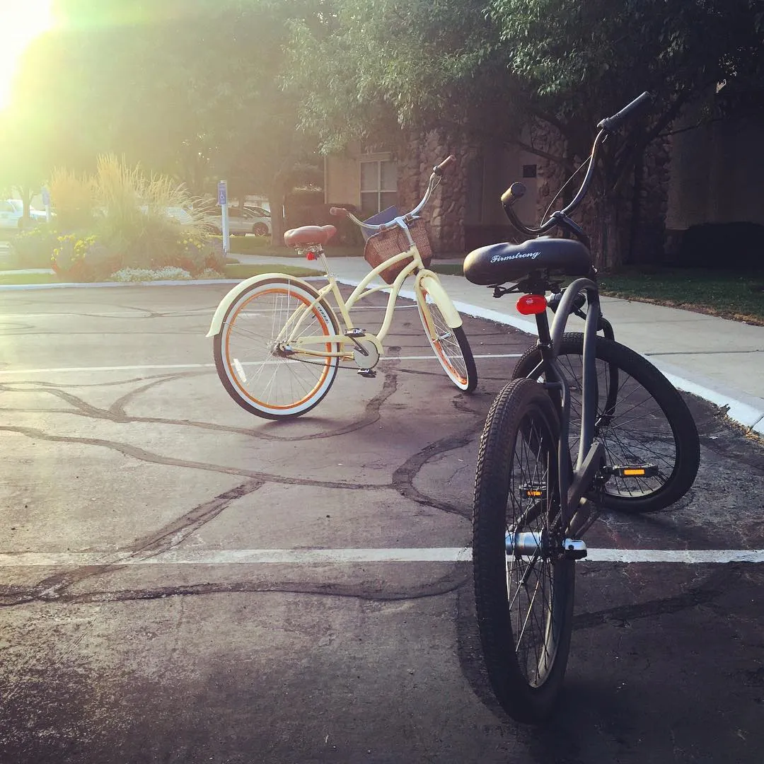 sixthreezero Classic Edition Single Speed Women's Beach Cruiser Bike