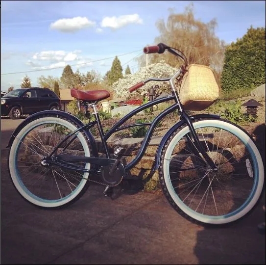 sixthreezero Classic Edition Single Speed Women's Beach Cruiser Bike