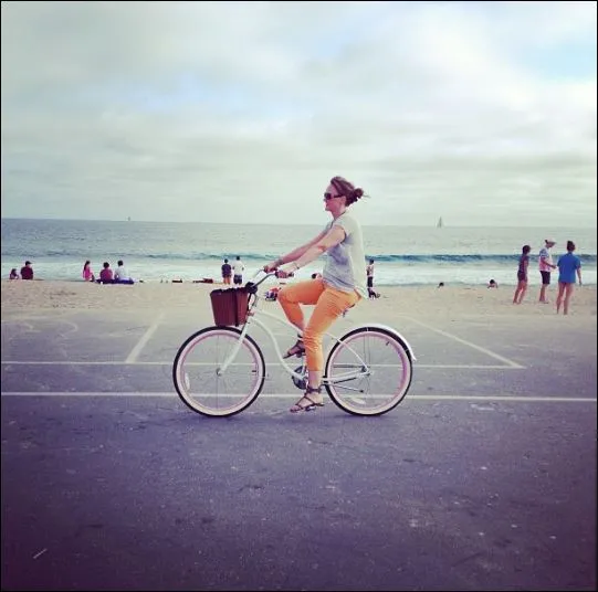 sixthreezero Classic Edition Single Speed Women's Beach Cruiser Bike