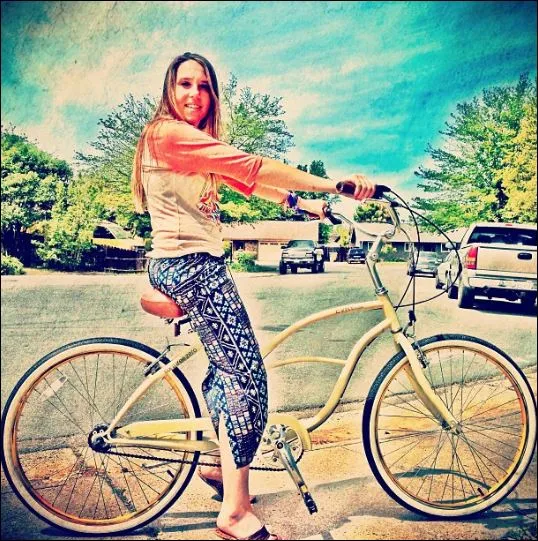 sixthreezero Classic Edition Single Speed Women's Beach Cruiser Bike