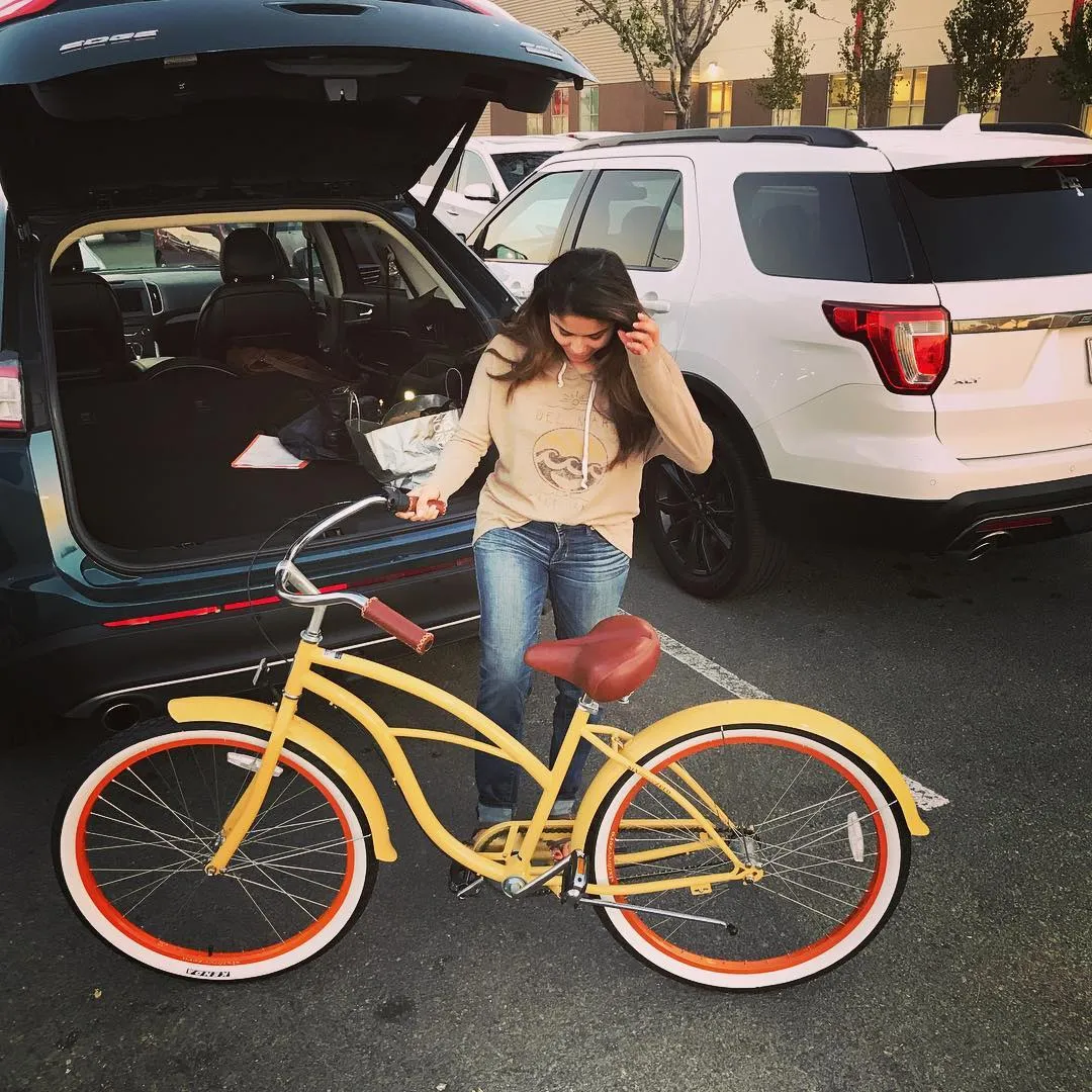 sixthreezero Classic Edition Single Speed Women's Beach Cruiser Bike