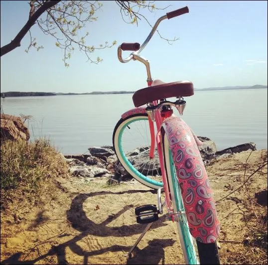 sixthreezero Classic Edition Single Speed Women's Beach Cruiser Bike