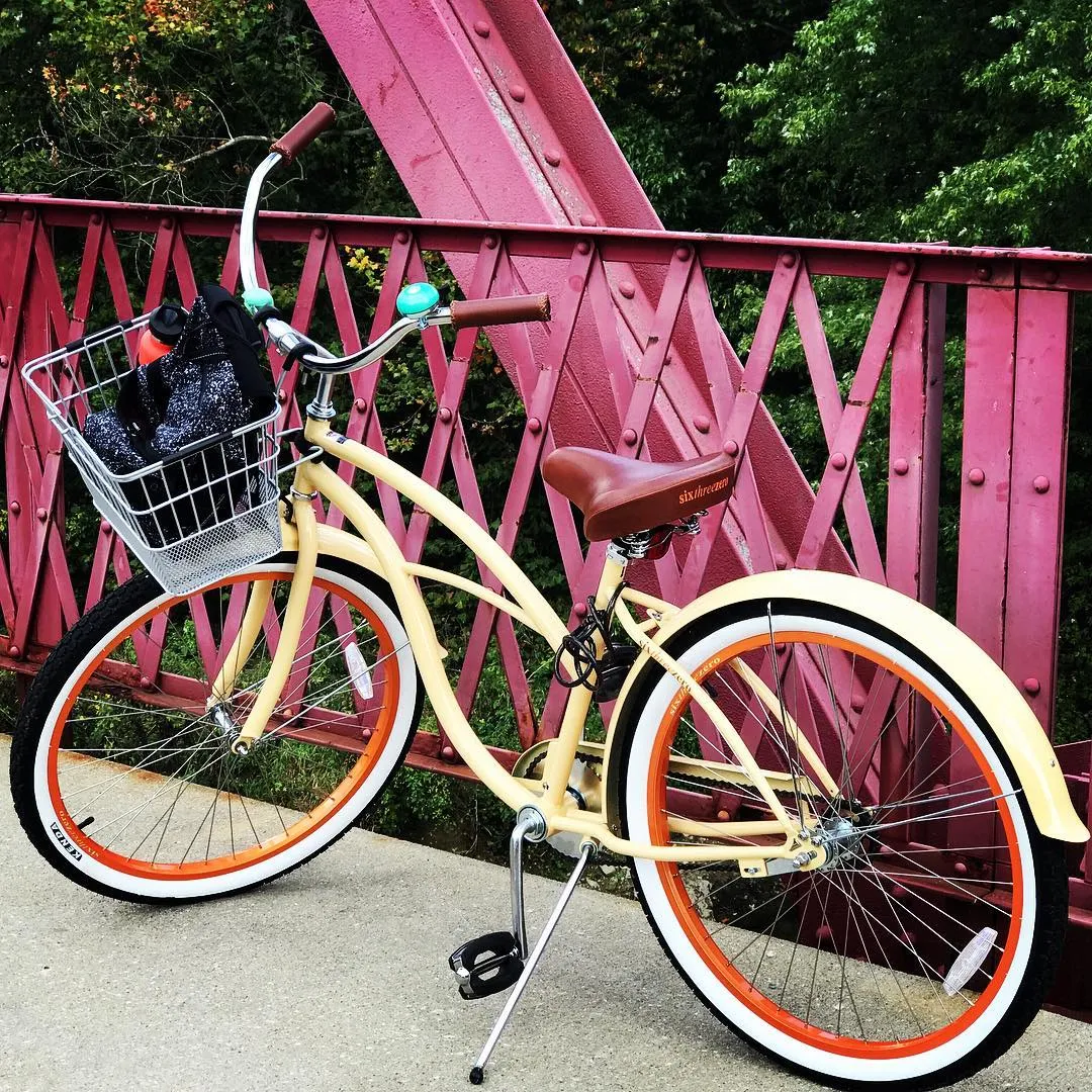 sixthreezero Classic Edition Single Speed Women's Beach Cruiser Bike
