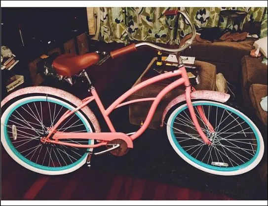 sixthreezero Classic Edition Single Speed Women's Beach Cruiser Bike