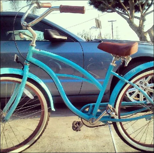 sixthreezero Classic Edition Single Speed Women's Beach Cruiser Bike