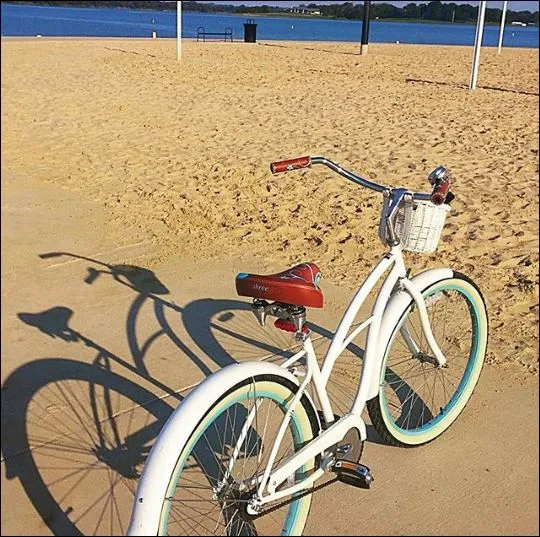 sixthreezero Classic Edition Single Speed Women's Beach Cruiser Bike