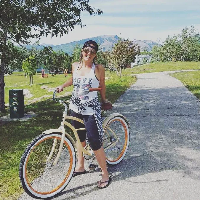 sixthreezero Classic Edition Single Speed Women's Beach Cruiser Bike