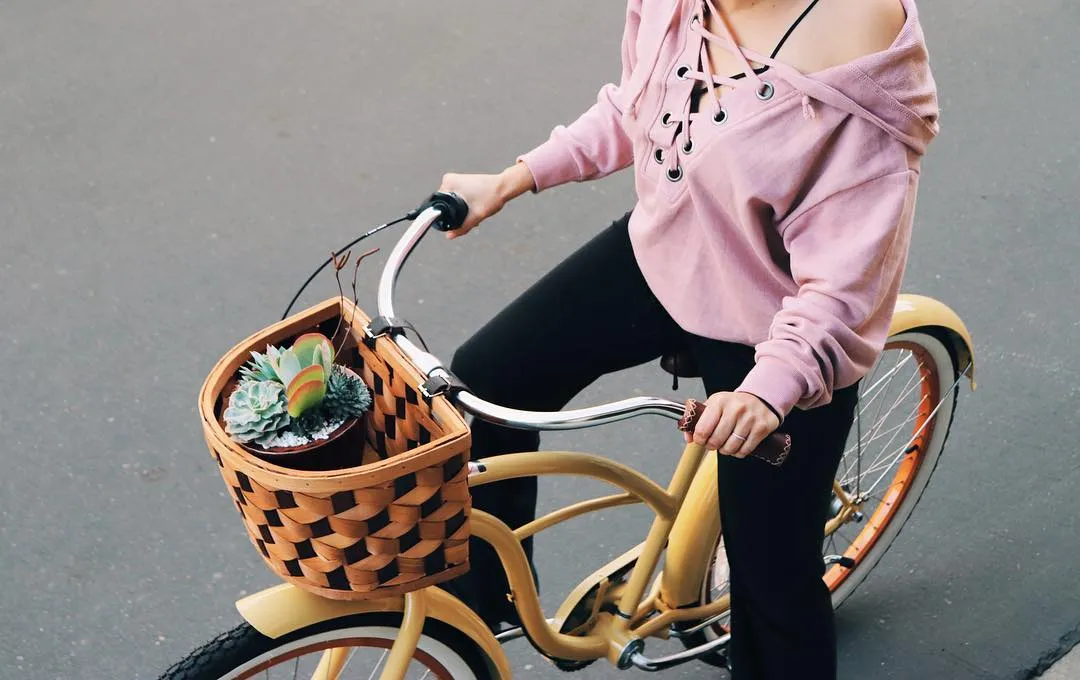sixthreezero Classic Edition Single Speed Women's Beach Cruiser Bike