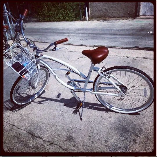sixthreezero Classic Edition Single Speed Women's Beach Cruiser Bike